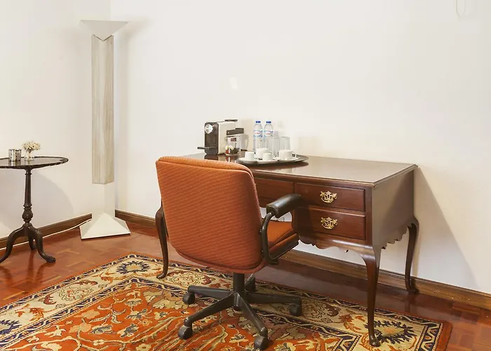 Go2oporto Flores Hotel