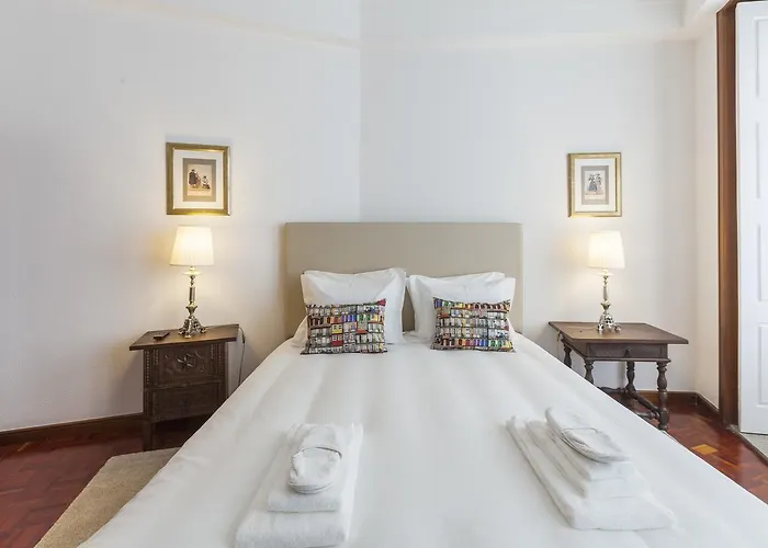 Go2oporto Flores Hotel