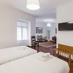 Go2oporto Flores Hotel