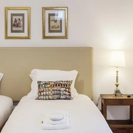 Go2oporto Flores 3* بورتو