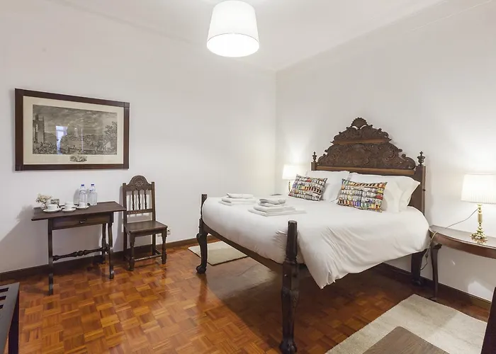 Hotel Go2oporto Flores 3*