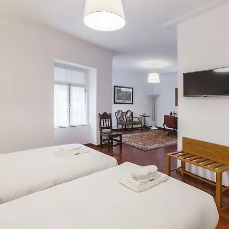 Go2oporto Flores Hotel